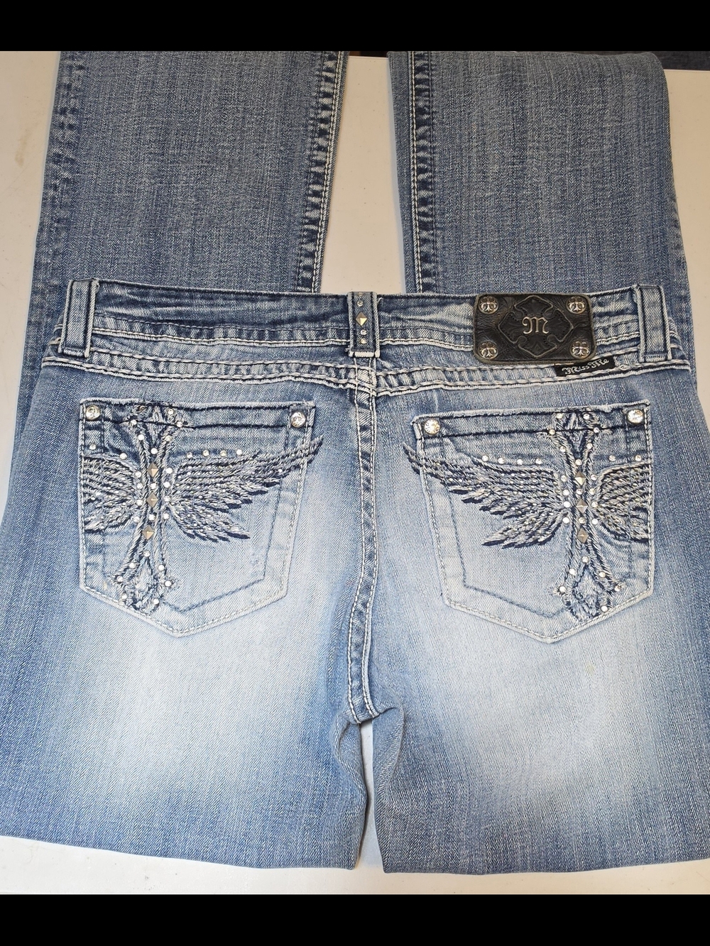 ME Makeover Essentials Light Blue Skinny Jeans with Embroidered Wing Pockets